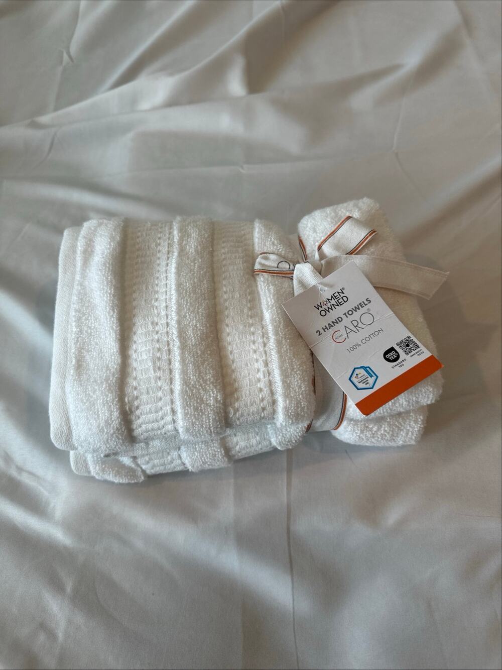 NWT Caro Set of 2 White Hand Towels 100% Cotton Textured Stripe Ribbed OEKO-TEX